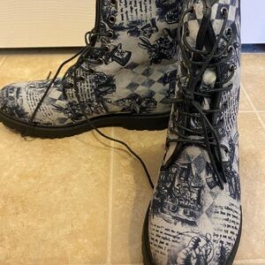 Alice in Wonderland Hot Topic boots